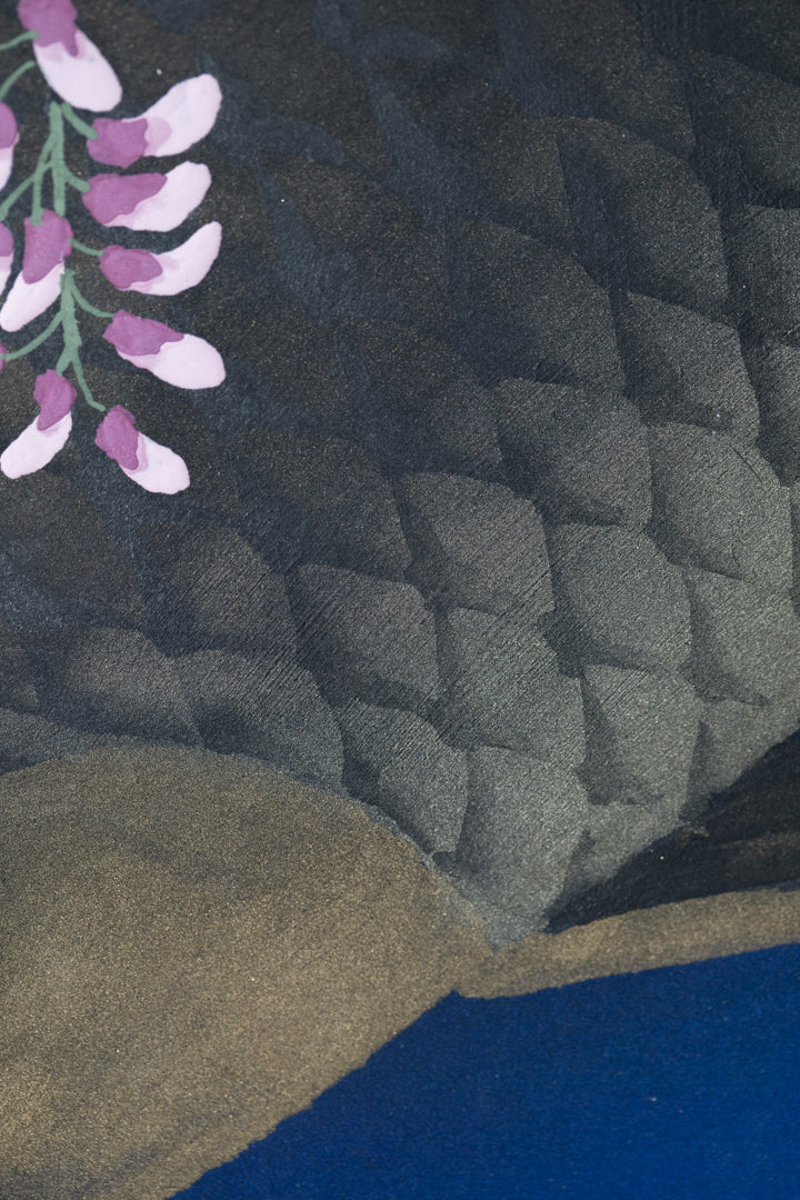 alt="Close-up detail of Harufukamu painting by Susumu Maki in Nihonga style"