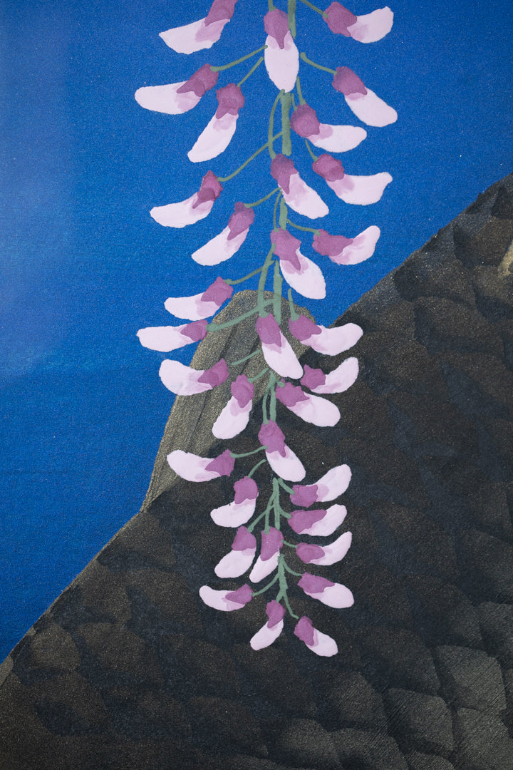 alt="Close-up detail of Harufukamu painting by Susumu Maki in Nihonga style"