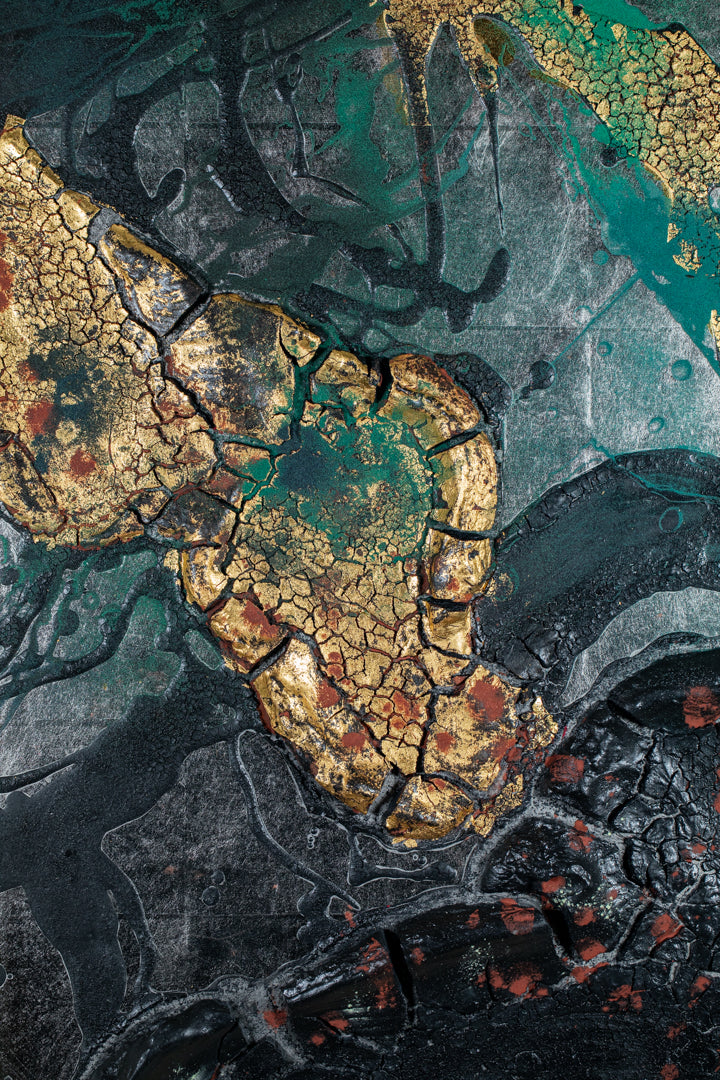 alt="Close-up detail of The Reclining Dragon Pine painting showing cracked ink texture and scattered malachite pigment by Takehiko Sugawara in Nihonga style"