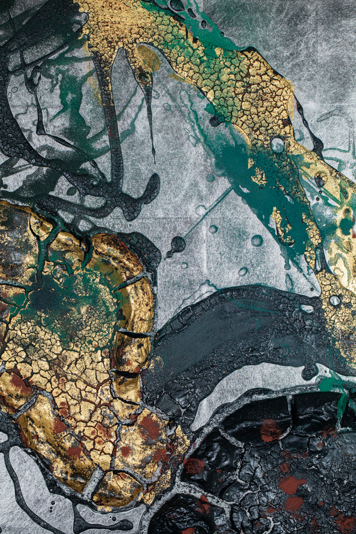 alt="Close-up detail of The Reclining Dragon Pine painting showing cracked ink texture and scattered malachite pigment by Takehiko Sugawara in Nihonga style"

