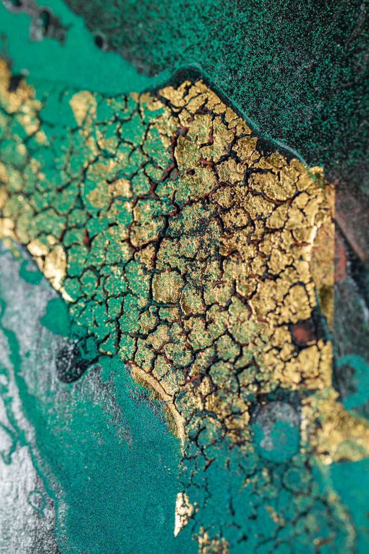 alt="Close-up detail of The Reclining Dragon Pine painting showing cracked ink texture and scattered malachite pigment by Takehiko Sugawara in Nihonga style"
