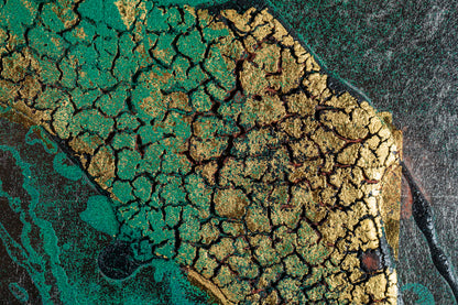 alt="Close-up detail of The Reclining Dragon Pine painting showing cracked ink texture and scattered malachite pigment by Takehiko Sugawara in Nihonga style"

